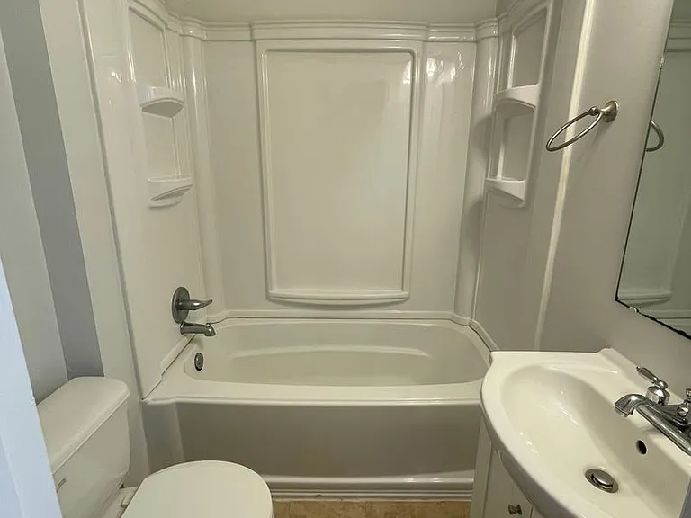 103 Sue Ann Ct #B — Photo 26