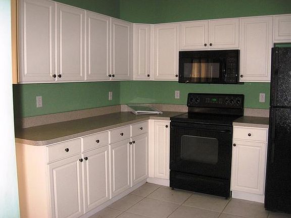 Home For Sale In Port saint lucie