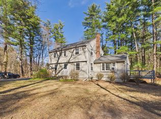 24 Walpole St, Dover, MA 02030