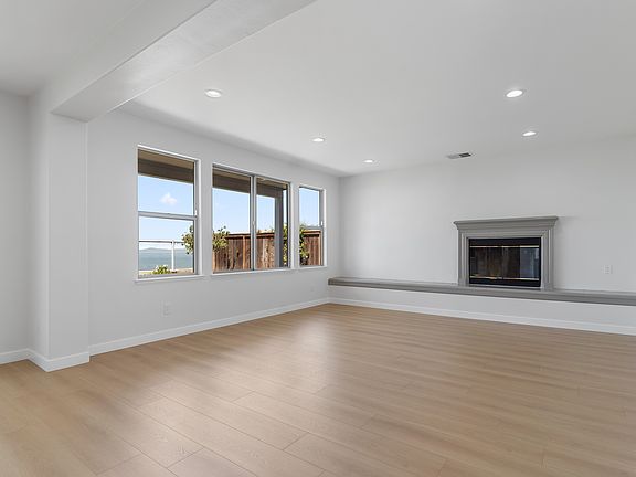 3rd image of 1105 Rock Harbor Point