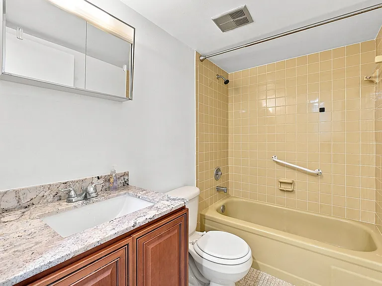 950 NW 80th Ave #204 — Photo 24
