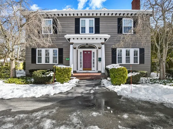 134 Page St, New Bedford, MA 02740