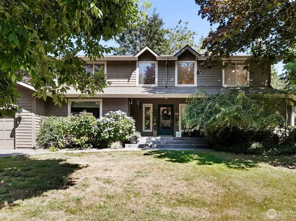 15711 28th Avenue NW, Gig Harbor, WA 98322