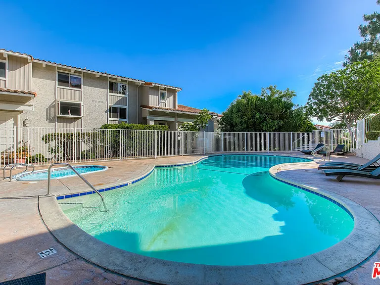 28340 Rey De Copas Ln — Photo 12