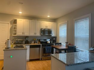 17 Cyrus St #1, Wakefield, MA 01880