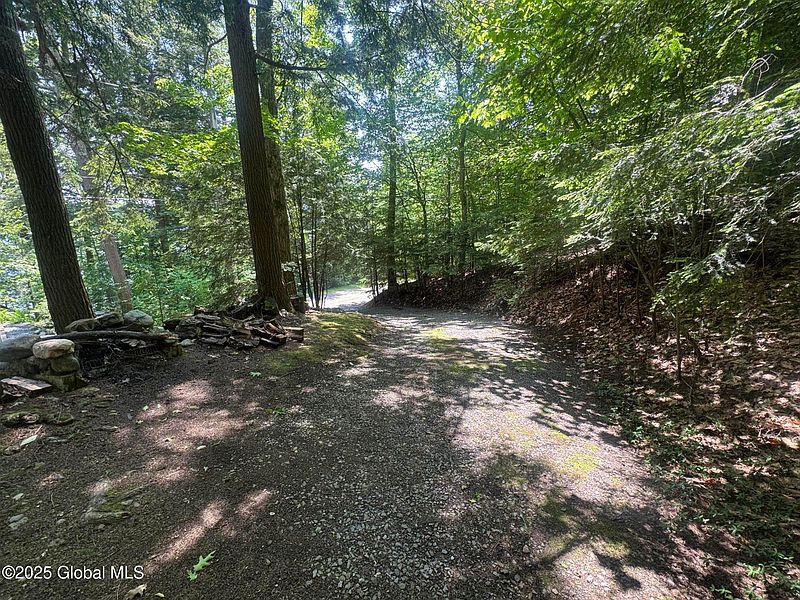 3rd image of 152 N Shore Road