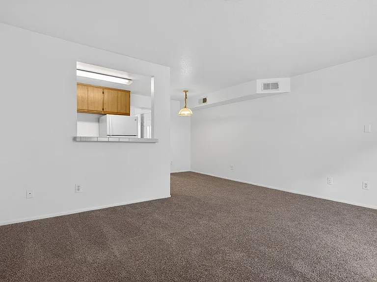 3485 Linden Ave — Photo 17