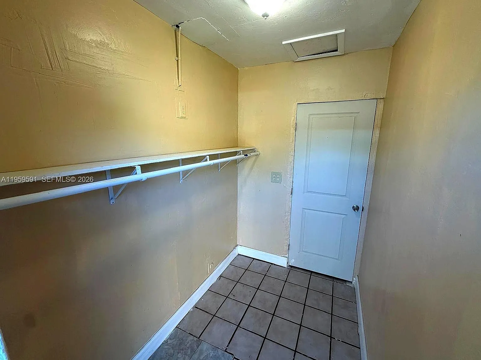 3 bed, 1500 sqft, $3,000 — Photo 4
