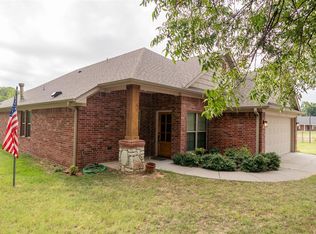 401 E Robert S Kerr Blvd, Wynnewood, OK 73098