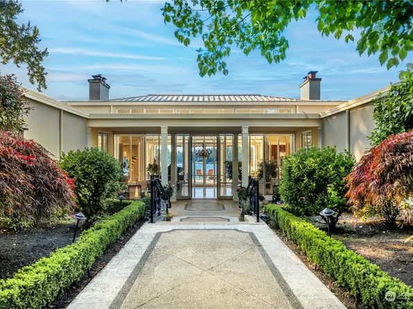 29 Country Club Drive SW, Lakewood, WA 98498