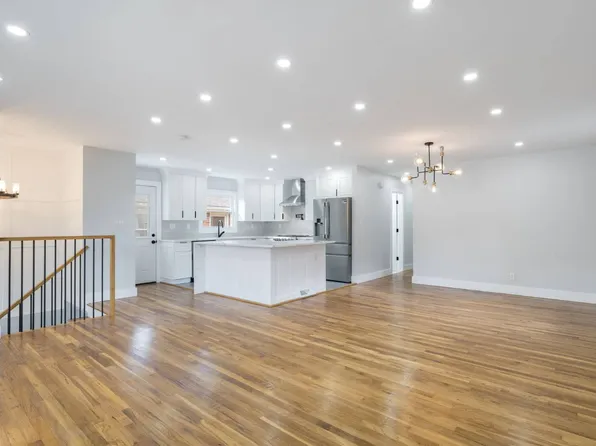 73-30 244th St, Little Neck, NY 11362