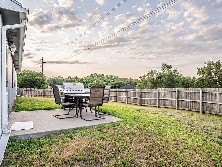 2517 Elm Creek Dr — Photo 27