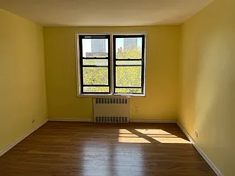 Rented by Royal House Realty, Inc.