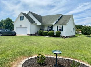 100 Osprey Ct, Elizabeth City, NC 27909