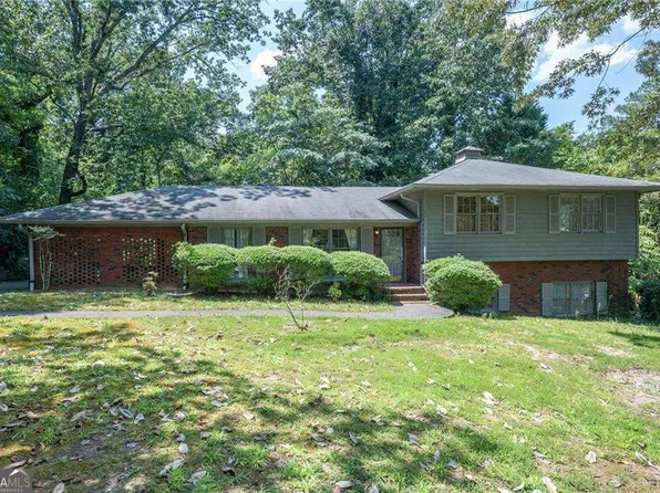 1702 Elaine Way, Dalton, GA 30720