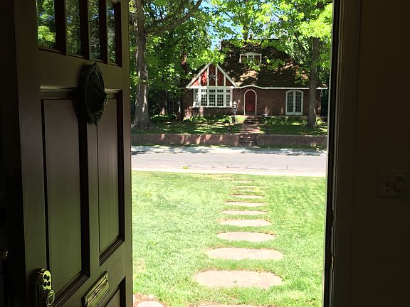 5th image of 510 Blackwood St