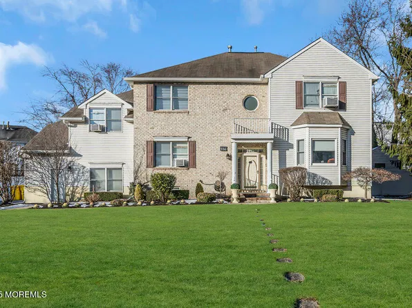 936 Somerset Avenue, Lakewood, NJ 08701