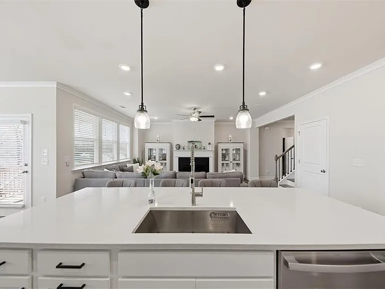 3939 Alderstone Dr — Photo 24