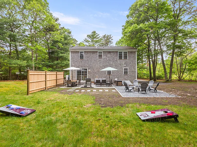 10 Kristina Ln — Photo 6