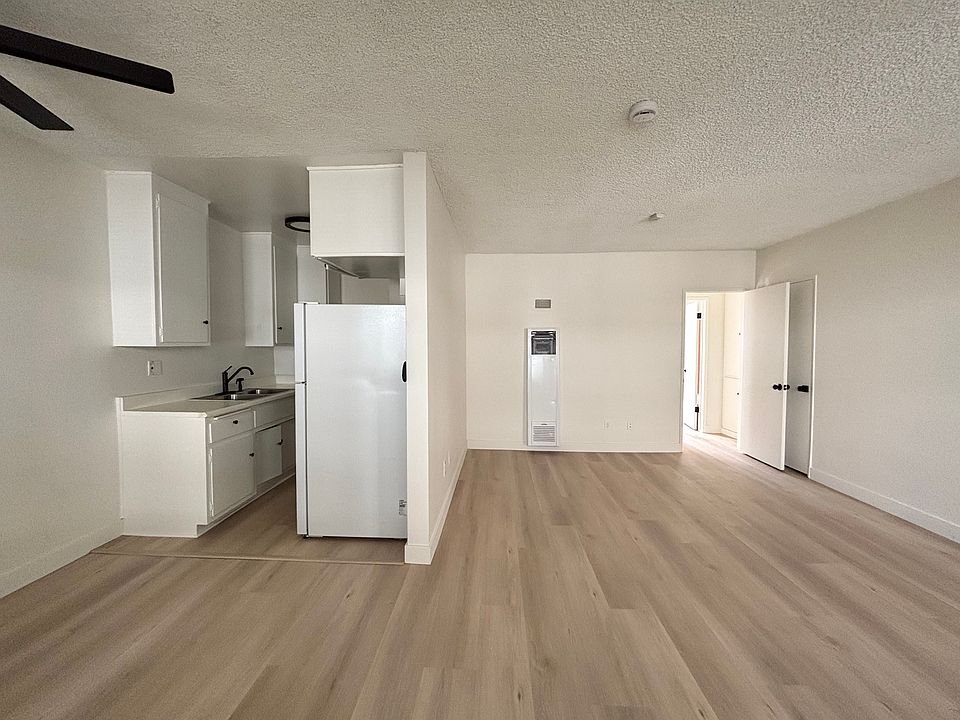 1st image of 2126 W 182nd St #6