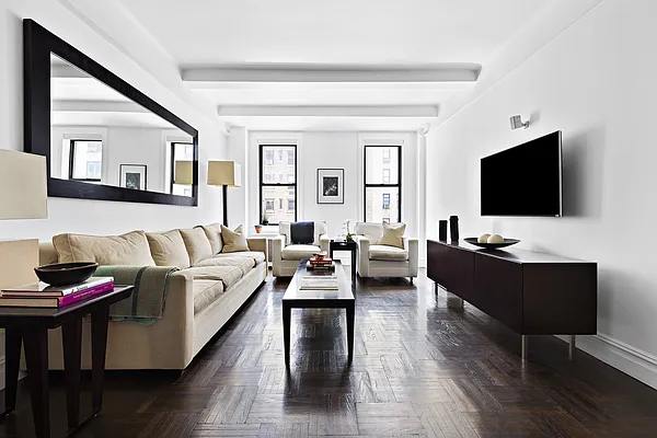 Sold by Compass | media 1