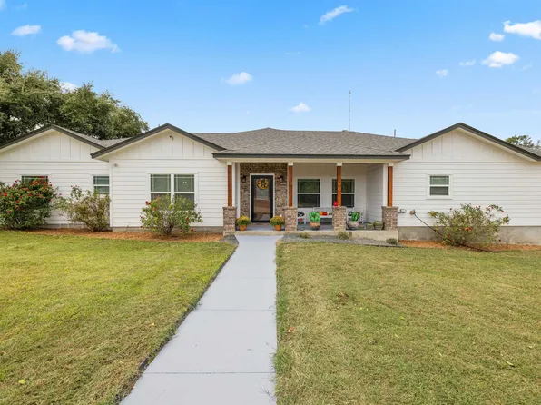 1090 CR 334, Burnet, TX 78611