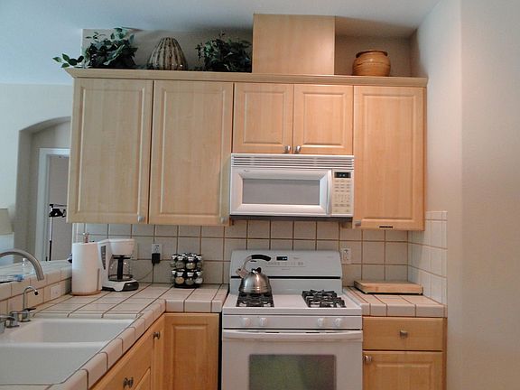 4th image of 2389 E Francis Dr