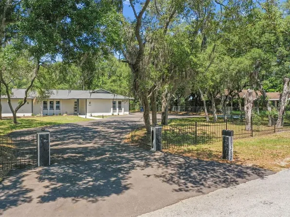 11202 N 52nd St, Tampa, FL 33617