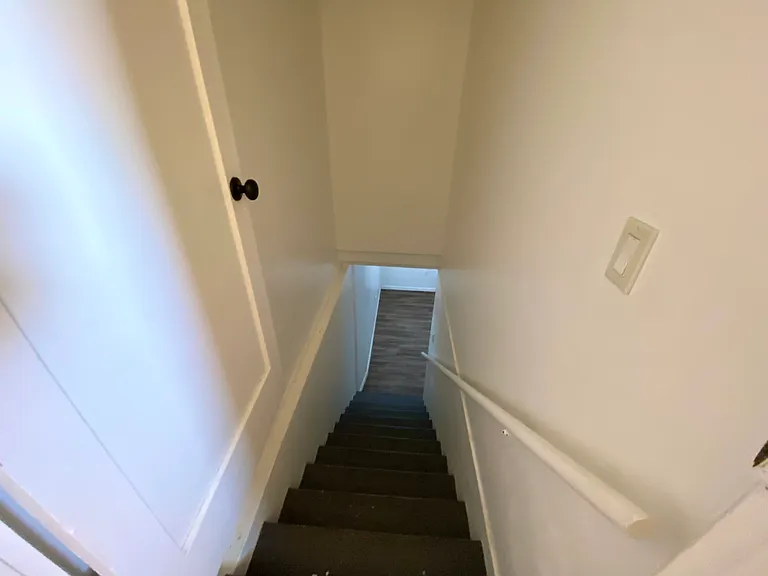 1310 S Newton St — Photo 15