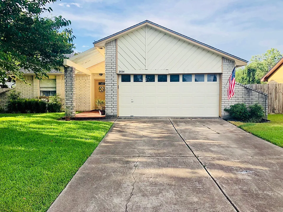 2534 Knoxville Dr