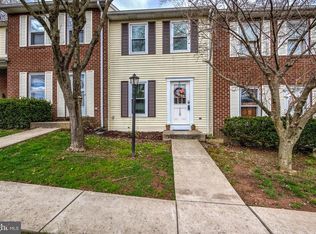 715 Allenview Dr, Mechanicsburg, PA 17055