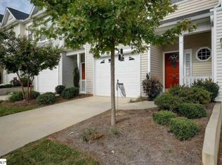 52 Bay Springs Dr, Simpsonville, SC 29681
