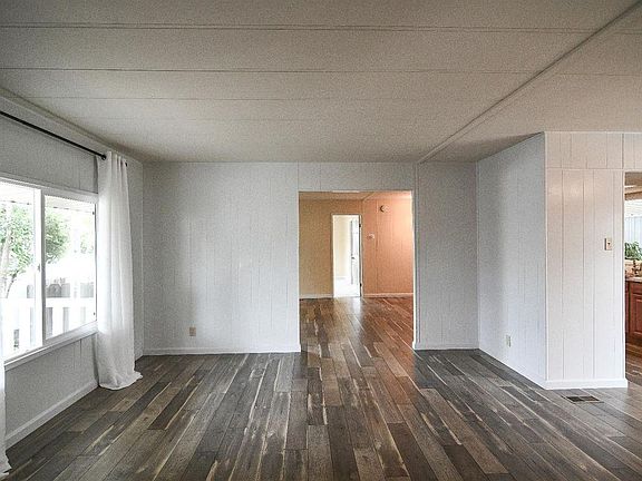 5th image of 1830 E Yosemite Ave #79