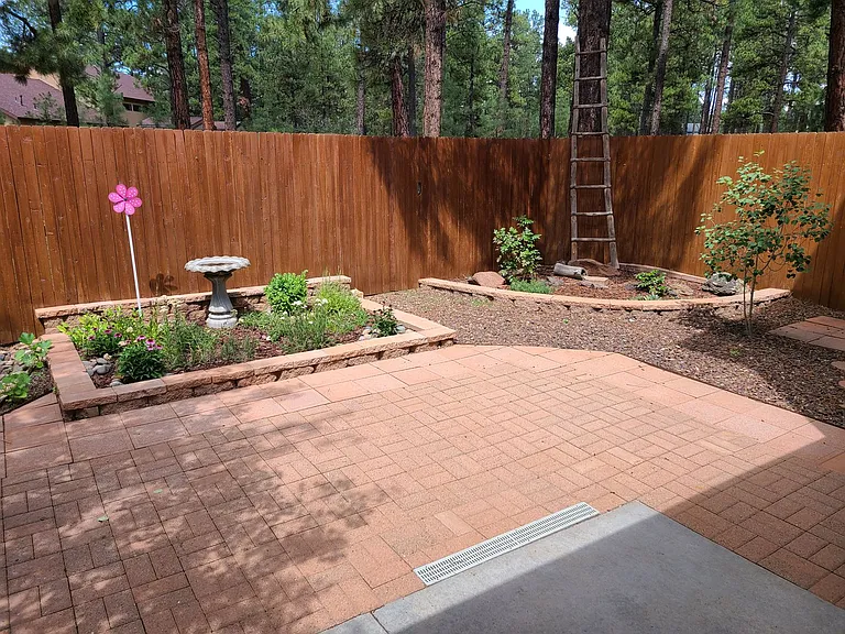 2088 S Thompson Loop — Photo 14