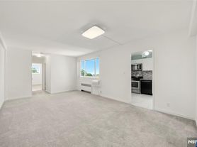 2345 Linwood Ave, Fort Lee, NJ