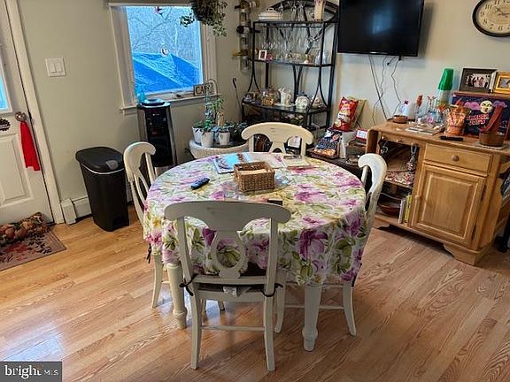 4th image of 141 Shatto Dr