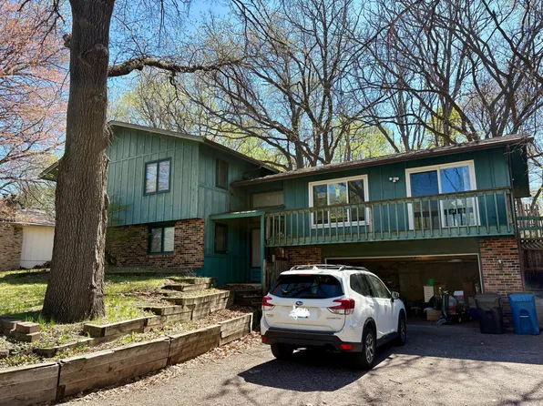 6253 Ben More Dr NE, Fridley, MN 55432
