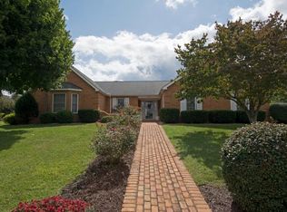 273 Sunshine Dr, Lewisburg, WV 24901
