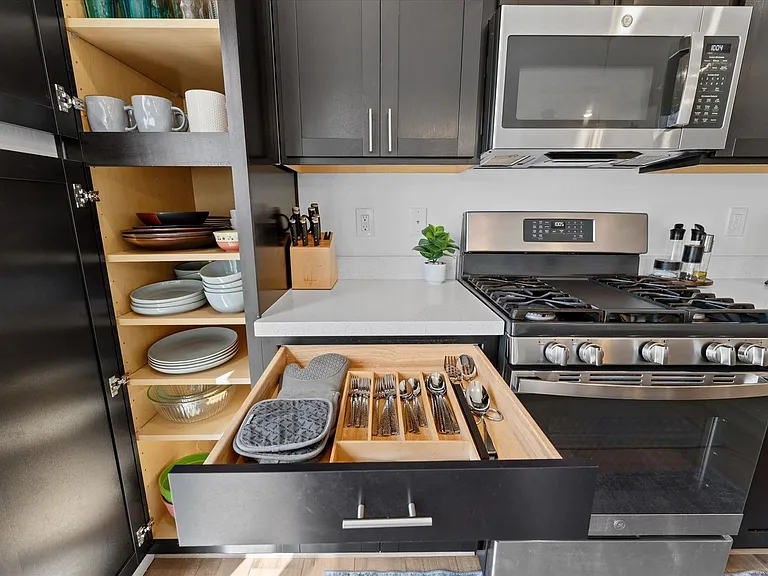 237 Callen Falls Ave #2011 — Photo 13
