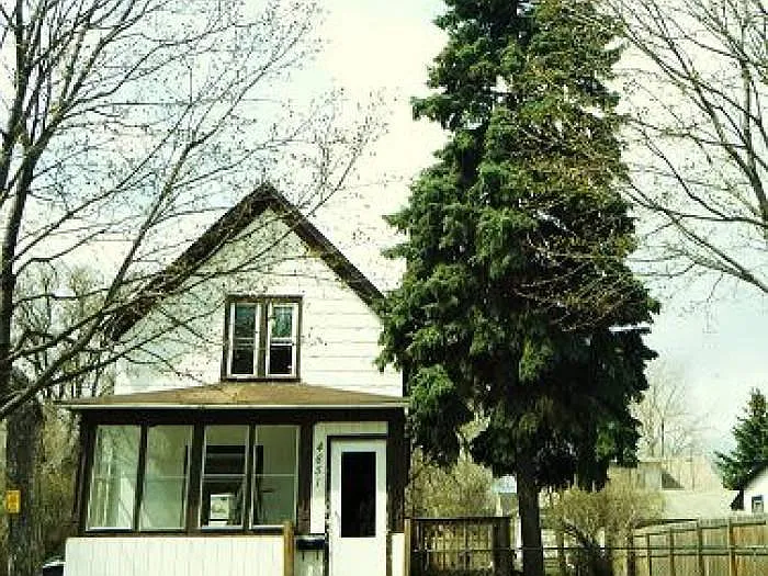 **FRONT**