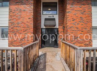 15611 N 4th St APT B6, Bennington, NE 68007