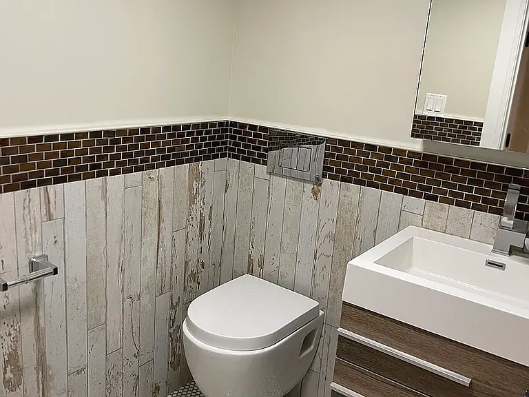 221 Ralph Ave #1L — Photo 7