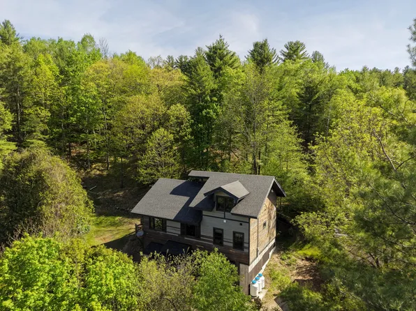 10820 Nys Rte #9N, Keene, NY 12942