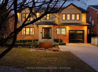 9 Bernice Ave, Toronto, ON M8Y 1Z5
