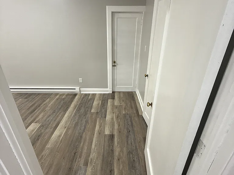 35-45-55 James Dr #1-A — Photo 2