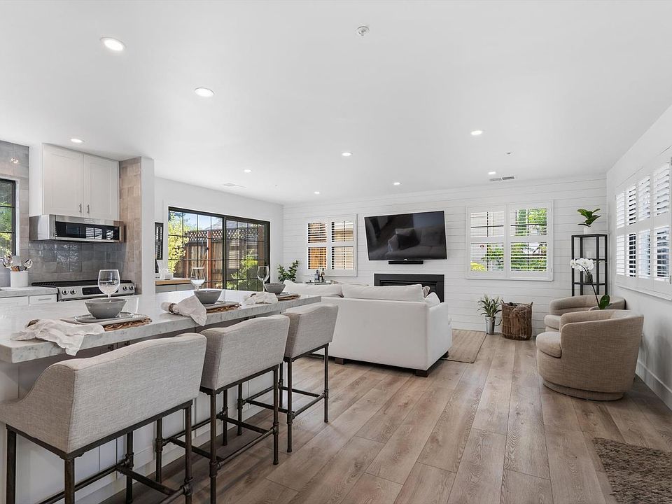 1st image of 362 Piper Street