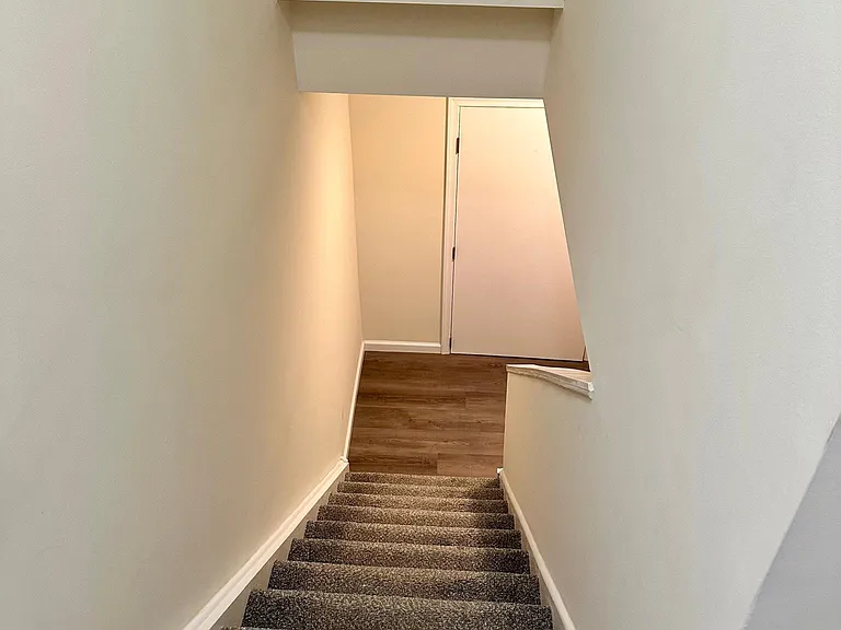 854 N Waterford Ln — Photo 18