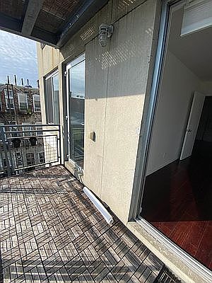 3rd image of 284 Stanhope St #3E