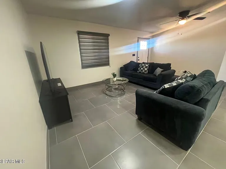 6902 S Angora Loop Ave — Photo 3