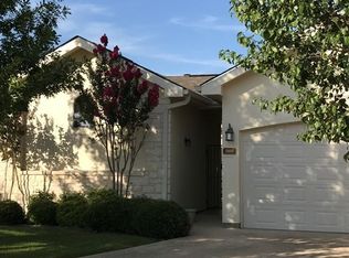 2801 Indian Wells Dr, Kerrville, TX 78028